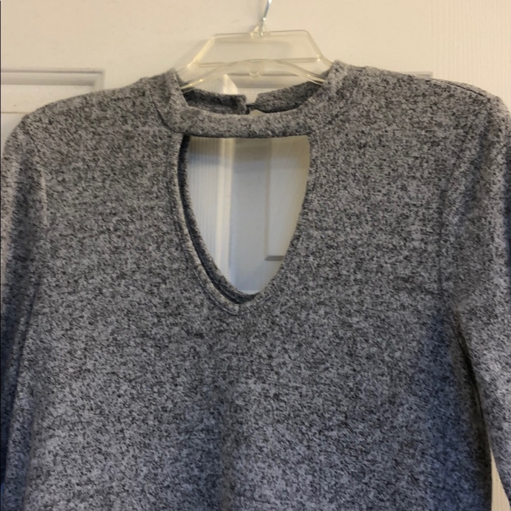 Gray tunic - Picture 2 of 3